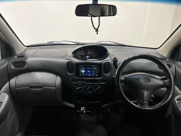 Toyota FunCargo с пробегом 2001 года, цена 459 000 рублей, 300000 км, минивэн, Автокод Объявления
