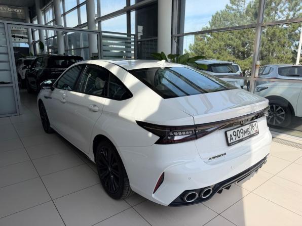 Chery Arrizo 8 с пробегом 2024 года, цена 2 850 000 рублей, 12784 км, седан, Автокод Объявления