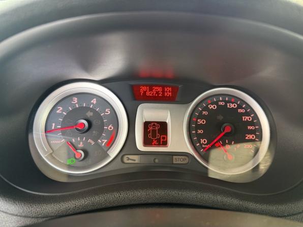 Renault Clio III с пробегом 2007 года, цена 439 000 рублей, 201256 км, хэтчбек, Автокод Объявления