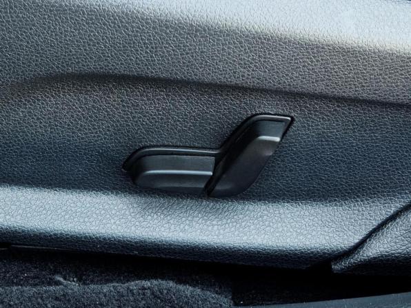 Mercedes-Benz C-Класс IV (W205) Рестайлинг с пробегом 2018 года, цена 2 790 000 рублей, 158543 км, седан, Автокод Объявления