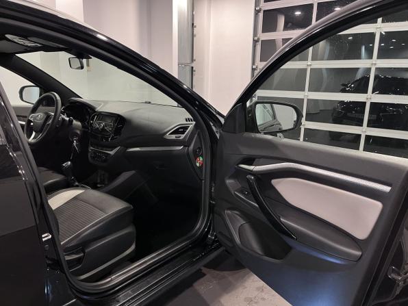Lada (ВАЗ) Vesta I с пробегом 2021 года, цена 1 220 000 рублей, 113402 км, универсал, Автокод Объявления