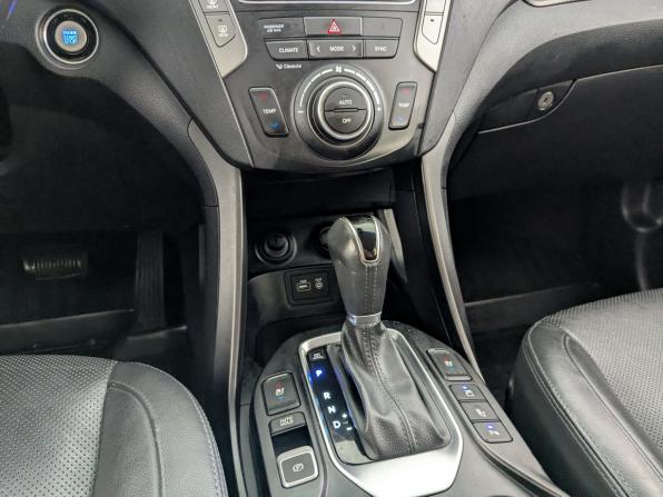 Hyundai Santa Fe III Рестайлинг с пробегом 2015 года, цена 2 100 000 рублей, 104301 км, внедорожник, Автокод Объявления