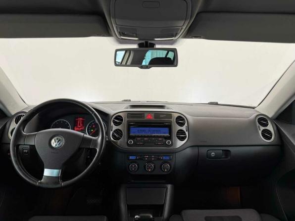 Volkswagen Tiguan I с пробегом 2009 года, цена 905 000 рублей, 221990 км, внедорожник, Автокод Объявления