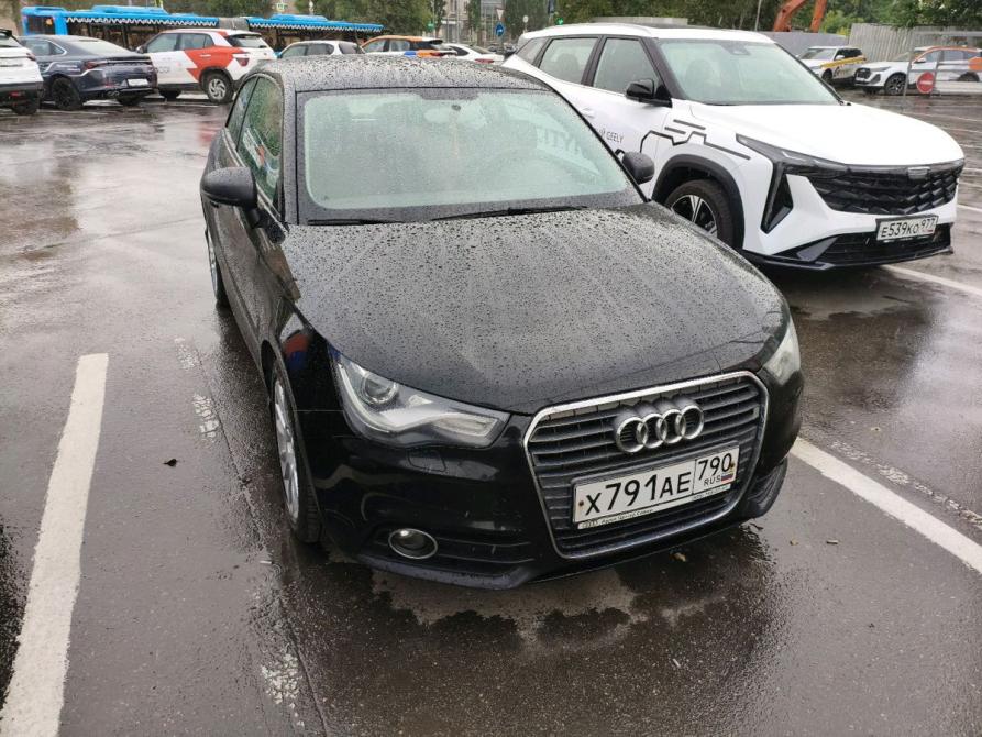 Audi A1 I (8X) Москва  - изображение 2