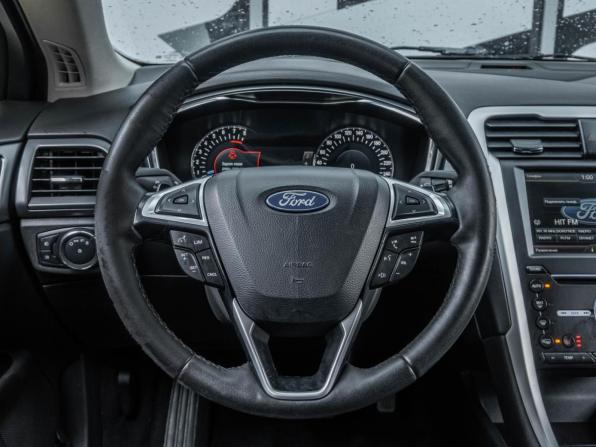 Ford Mondeo V с пробегом 2015 года, цена 1 498 000 рублей, 210108 км, седан, Автокод Объявления