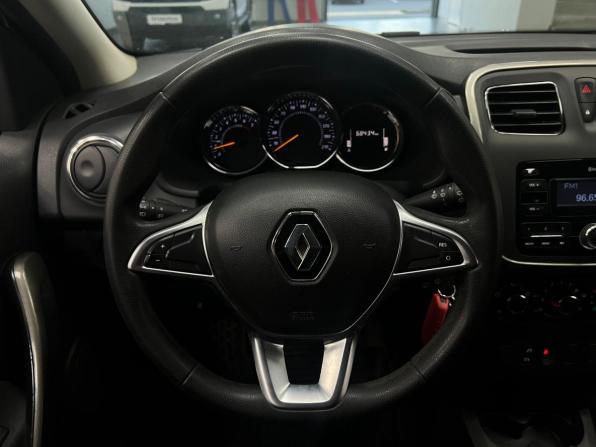 Renault Sandero II Рестайлинг с пробегом 2021 года, цена 1 360 000 рублей, 68417 км, хэтчбек, Автокод Объявления