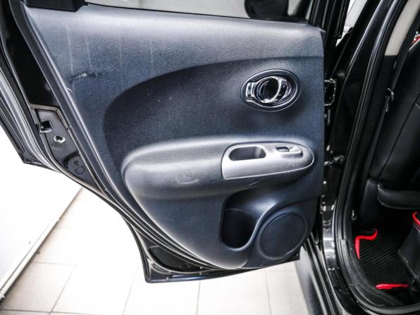 Nissan Juke I Рестайлинг с пробегом 2014 года, цена 920 000 рублей, 290867 км, внедорожник, Автокод Объявления