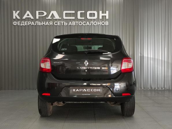 Renault Sandero II с пробегом 2015 года, цена 595 000 рублей, 91231 км, хэтчбек, Автокод Объявления