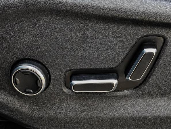 Geely Monjaro I с пробегом 2023 года, цена 2 950 000 рублей, 30162 км, внедорожник, Автокод Объявления