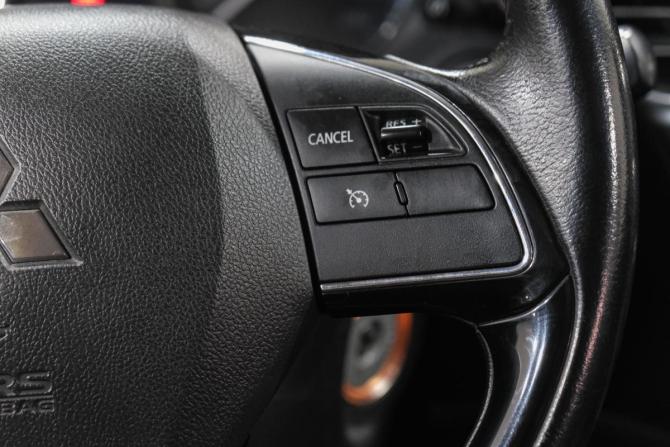 Mitsubishi Outlander III Рестайлинг 2 с пробегом 2015 года, цена 1 599 000 рублей, 166000 км, внедорожник, Автокод Объявления