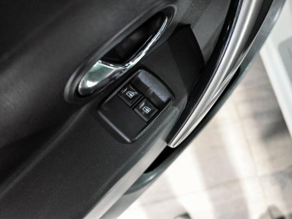 Renault Logan II с пробегом 2015 года, цена 440 000 рублей, 368390 км, седан, Автокод Объявления