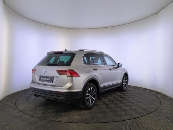 Volkswagen Tiguan II с пробегом 2019 года, цена 2 500 000 рублей, 39283 км, внедорожник, Автокод Объявления