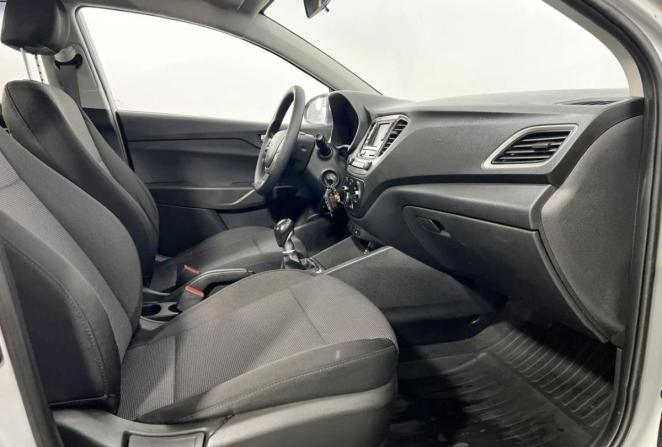 Hyundai Solaris I Рестайлинг с пробегом 2017 года, цена 1 220 000 рублей, 119200 км, седан, Автокод Объявления