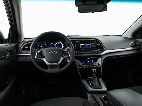 Hyundai Elantra VI (AD) с пробегом 2017 года, цена 1 613 050 рублей, 140275 км, седан, Автокод Объявления