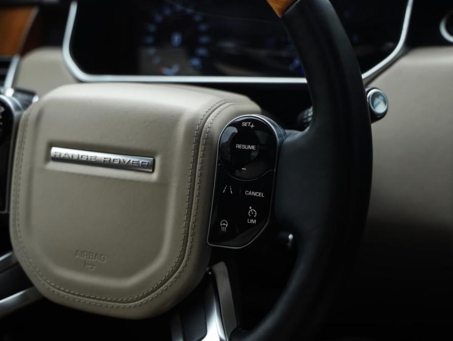 Land Rover Range Rover IV Рестайлинг Санкт-Петербург  - изображение 17