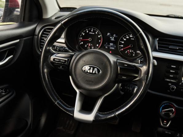 Kia Rio IV с пробегом 2017 года, цена 1 410 000 рублей, 58880 км, седан, Автокод Объявления