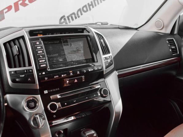 Toyota Land Cruiser 200 Series Рестайлинг 1 с пробегом 2014 года, цена 3 880 000 рублей, 237852 км, внедорожник, Автокод Объявления