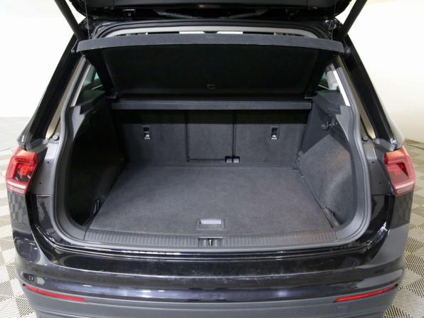 Volkswagen Tiguan II Рестайлинг с пробегом 2020 года, цена 2 190 000 рублей, 116000 км, внедорожник, Автокод Объявления