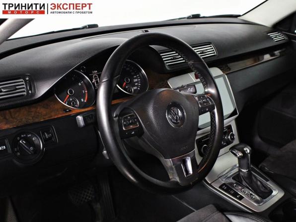 Volkswagen Passat B6 с пробегом 2010 года, цена 697 000 рублей, 332627 км, седан, Автокод Объявления