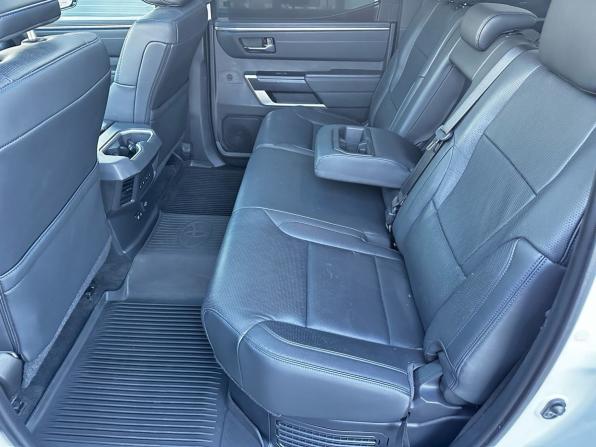 Toyota Tundra III с пробегом 2023 года, цена 8 850 000 рублей, 40568 км, offers.body_type.unknown, Автокод Объявления