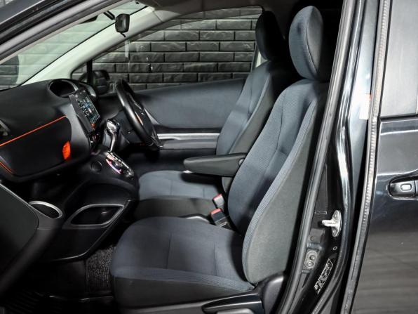 Toyota Sienta II с пробегом 2017 года, цена 1 300 000 рублей, 184316 км, минивэн, Автокод Объявления