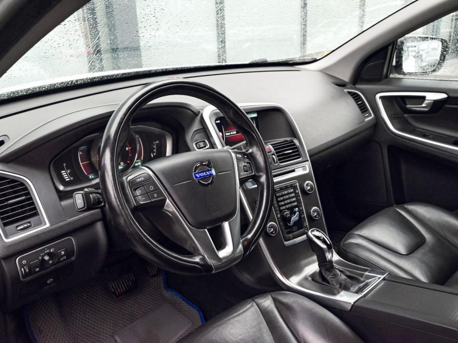 Volvo XC60 I Рестайлинг Екатеринбург  - изображение 16