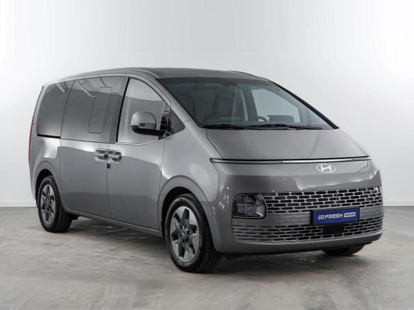 Hyundai Staria I с пробегом 2025 года, цена 6 968 888 рублей, 884 км, минивэн, Автокод Объявления