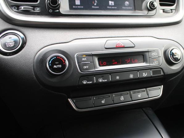 Kia Sorento III Prime Рестайлинг с пробегом 2018 года, цена 2 667 000 рублей, 150986 км, внедорожник, Автокод Объявления