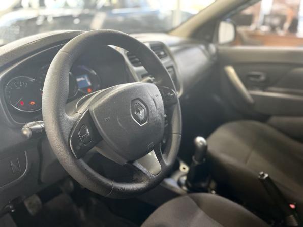 Renault Sandero II с пробегом 2015 года, цена 639 900 рублей, 128000 км, хэтчбек, Автокод Объявления