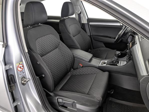 Skoda Superb III Рестайлинг с пробегом 2021 года, цена 2 440 000 рублей, 133030 км, лифтбек, Автокод Объявления