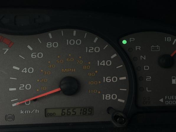 Toyota Sequoia I с пробегом 2001 года, цена 1 299 000 рублей, 665188 км, внедорожник, Автокод Объявления