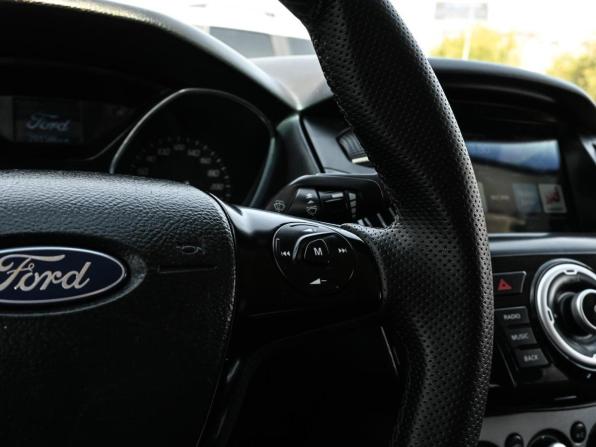 Ford Focus III с пробегом 2013 года, цена 849 000 рублей, 201586 км, седан, Автокод Объявления