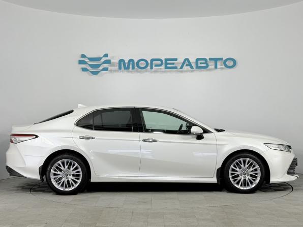 Toyota Camry VIII (XV70) с пробегом 2019 года, цена 2 860 000 рублей, 136112 км, седан, Автокод Объявления