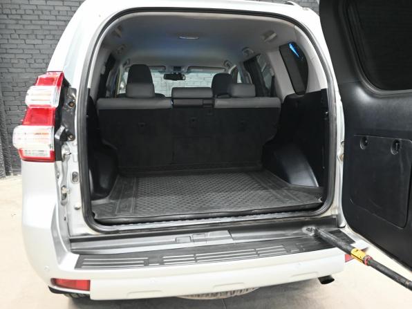 Toyota Land Cruiser Prado 150 Series Рестайлинг 1 с пробегом 2014 года, цена 3 950 000 рублей, 164240 км, внедорожник, Автокод Объявления