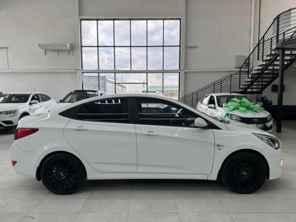 Hyundai Solaris I Рестайлинг с пробегом 2016 года, цена 1 139 000 рублей, 141000 км, седан, Автокод Объявления