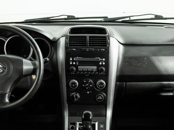 Suzuki Grand Vitara II с пробегом 2008 года, цена 599 700 рублей, 159740 км, внедорожник, Автокод Объявления