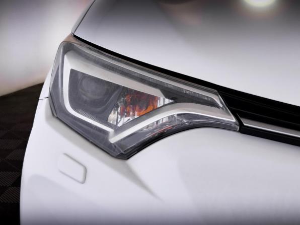 Toyota RAV4 IV (XA40) Рестайлинг с пробегом 2015 года, цена 2 250 000 рублей, 111772 км, внедорожник, Автокод Объявления