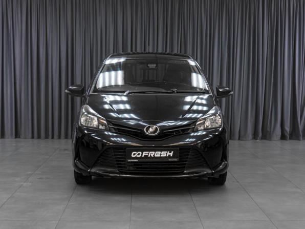 Toyota Vitz III (XP130) Рестайлинг с пробегом 2016 года, цена 999 000 рублей, 122637 км, хэтчбек, Автокод Объявления