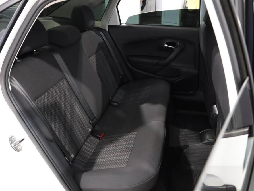 Volkswagen Polo V Рестайлинг Ростов-на-Дону  - изображение 7