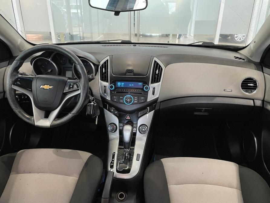 Chevrolet Cruze I Рестайлинг Москва  - изображение 5