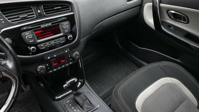 Kia Ceed II с пробегом 2014 года, цена 1 170 000 рублей, 152537 км, хэтчбек, Автокод Объявления