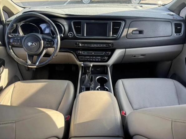 Kia Carnival III с пробегом 2018 года, цена 2 365 000 рублей, 115789 км, минивэн, Автокод Объявления