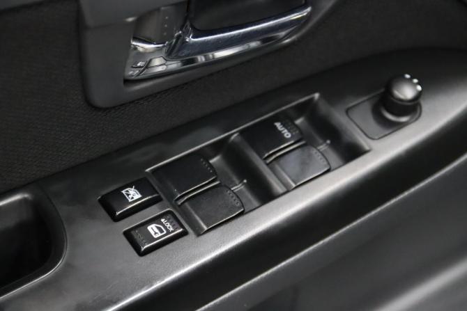 Suzuki SX4 I (Classic) Рестайлинг с пробегом 2010 года, цена 895 170 рублей, 158646 км, седан, Автокод Объявления