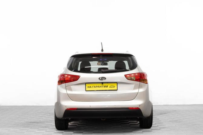 Kia Ceed II с пробегом 2012 года, цена 899 000 рублей, 278000 км, универсал, Автокод Объявления