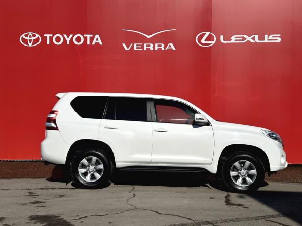 Toyota Land Cruiser Prado 150 Series Рестайлинг 1 с пробегом 2015 года, цена 3 500 000 рублей, 121031 км, внедорожник, Автокод Объявления