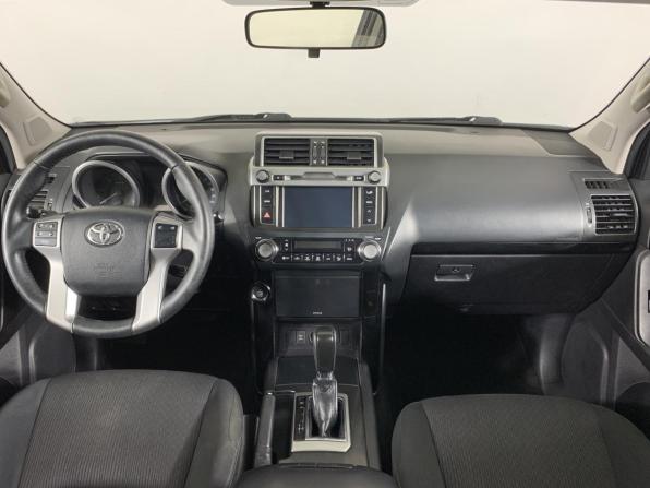 Toyota Land Cruiser Prado 150 Series Рестайлинг 1 с пробегом 2017 года, цена 4 450 000 рублей, 108017 км, внедорожник, Автокод Объявления