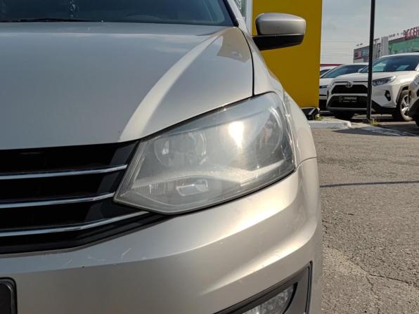 Volkswagen Polo V Рестайлинг с пробегом 2017 года, цена 1 260 000 рублей, 138187 км, седан, Автокод Объявления