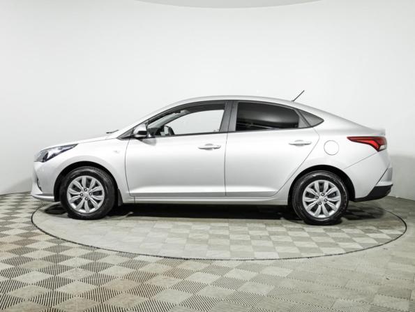 Hyundai Solaris II Рестайлинг с пробегом 2021 года, цена 1 599 000 рублей, 60246 км, седан, Автокод Объявления