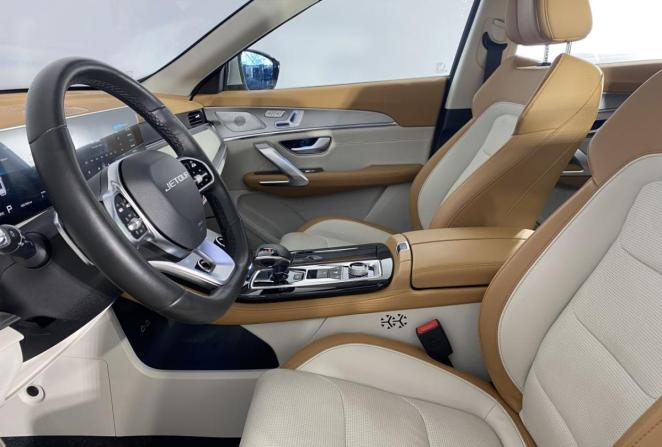 JETOUR X70+ I Рестайлинг с пробегом 2024 года, цена 2 150 000 рублей, 9936 км, внедорожник, Автокод Объявления