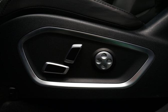 Geely Tugella I Рестайлинг с пробегом 2023 года, цена 3 194 000 рублей, 38105 км, внедорожник, Автокод Объявления